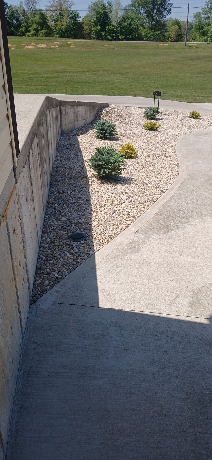 Stone walkway and entry Custom stone walkway and entry hardscape on a Kentucky home.